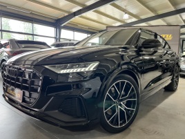 Audi Q8 50TDI 210kW S-LINE BLACK R22!!