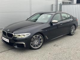 BMW M550i xDrive Sedan