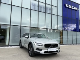 Volvo V40 CROSS COUNTRY D3 SUMMUM 1.maj.