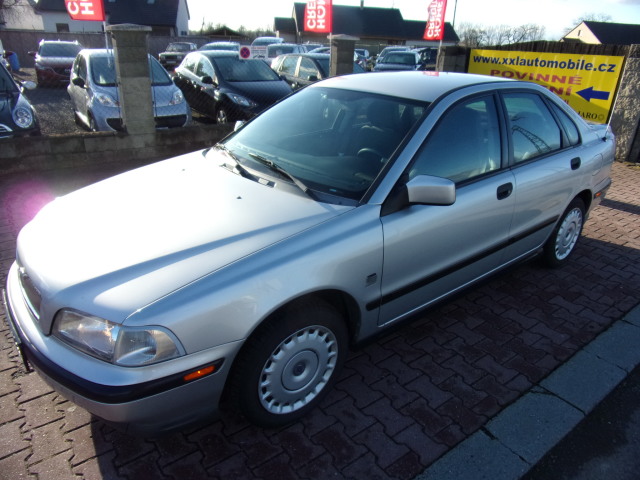 Volvo S40