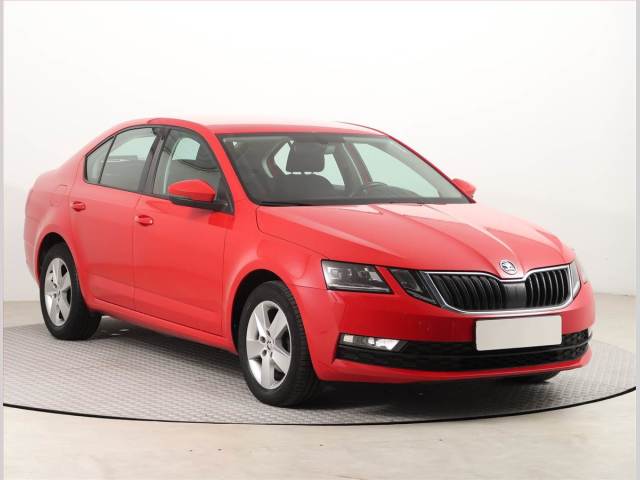 Škoda Octavia 1 2 TSI ČR 1 maj Serv kniha