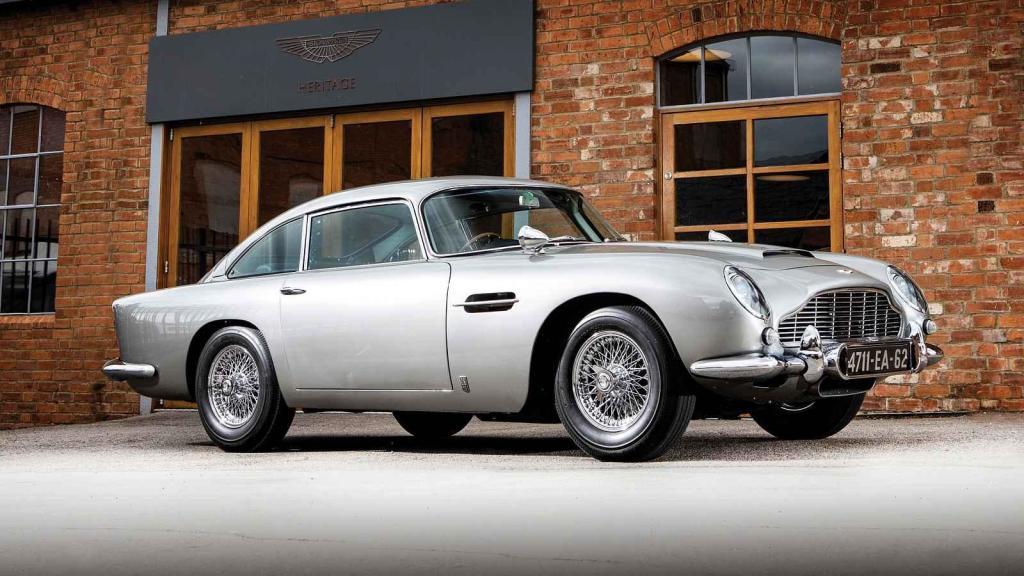 Aston Martin DB5 z filmu Goldfinger