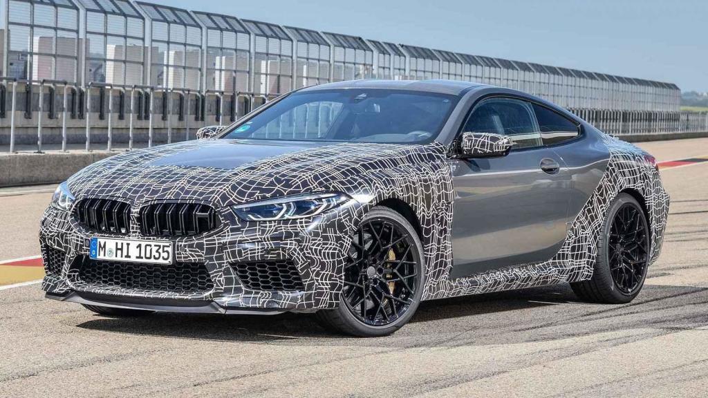 Nové BMW M8 dostalo tlačítko M Mode a zcela nový brzdový systém