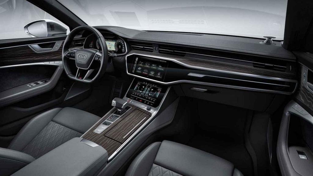Interiér Audi S6 Sedan