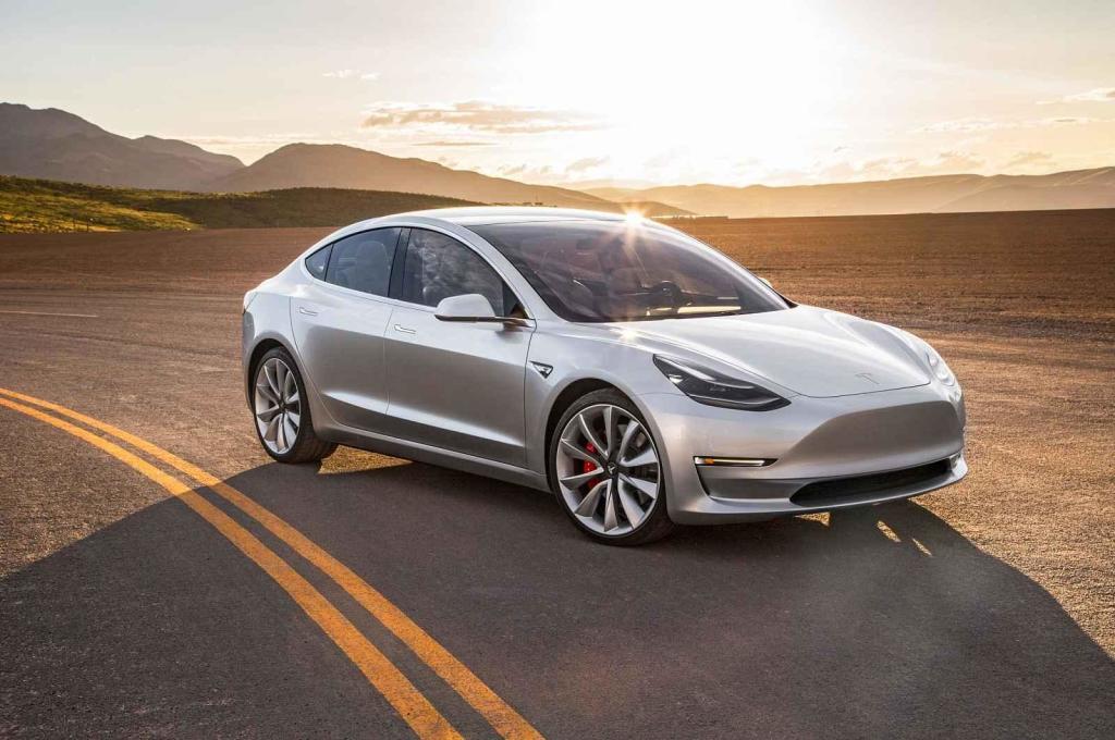 Tesla Model 3.