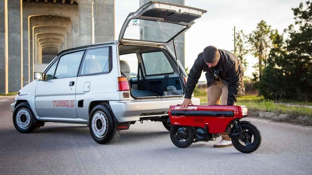 Honda City Turbo a Motocompo