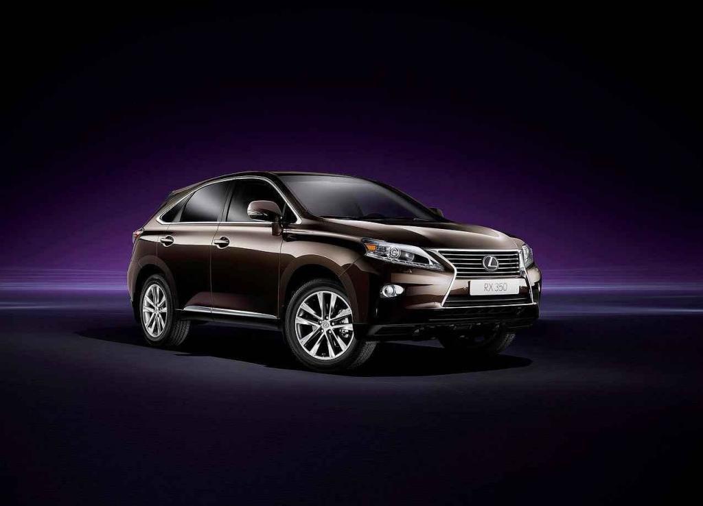 Jediným velkým SUV, které se dá s přimhouřeným okem označit za spolehlivé, je Lexus RX s indexem 66. Pětiletá auta sužují závody chlazení, brzd občasně také elektrického okruhu. Nicméně ani tak není Lexus RX považován pojišťovnou WD pouze za průměrný.