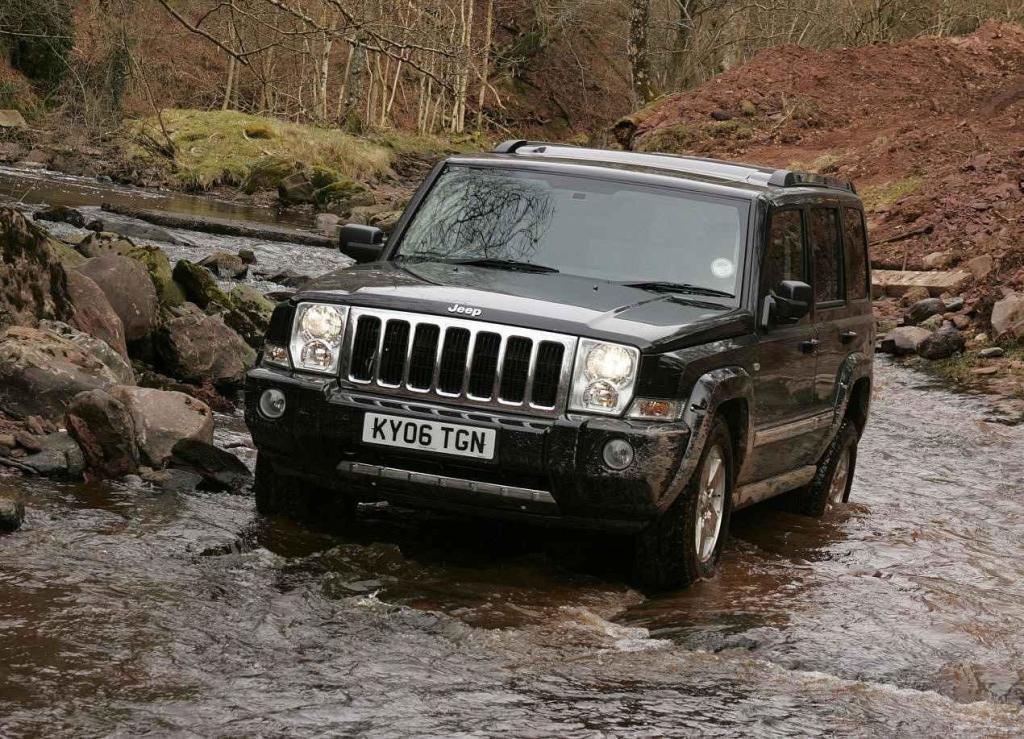 Jeep Commander je u nás docela vzácnost. V Británii jde ale o častý automobil. Index 318 a 13,2 tisíc Kč za opravu není dobrá vizitka amerického vozu. Nejvíce zlobí elektronika a motor. Třetí v pořadí je pak podvozek a zavěšení.