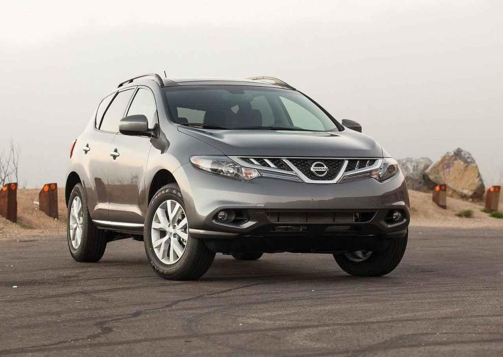 Nissan Murano je po Cayenne a Q7 nejdražším modelem na opravu. U 6letých aut se nejvíce kazí podvozek, zbytek je spíš ojedinělá záležitost. Nicméně za opravu si Nissan v průměru naúčtuje téměř 20 tisíc Kč! Index 194 a nájezd do 100 tisíc km.