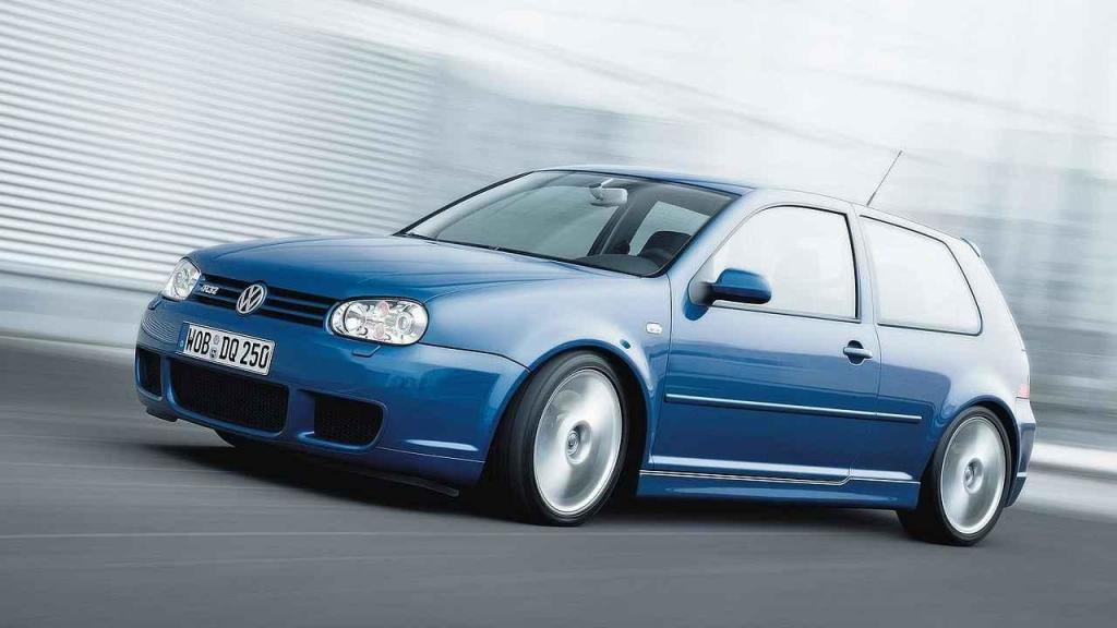 Volkswagen Golf R32 z roku 2002