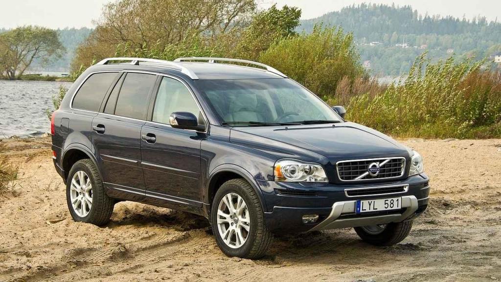 Volvo XC90.