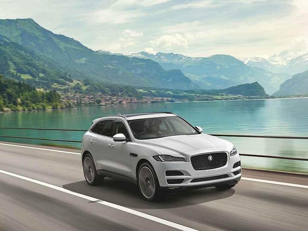 Jaguar F-Pace.