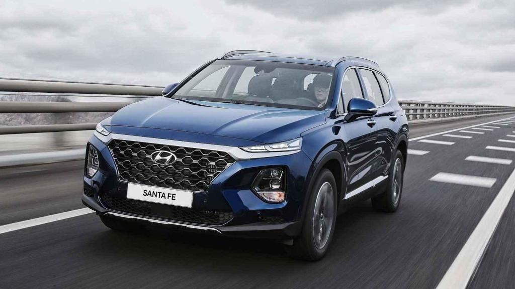 Hyundai Santa Fe.