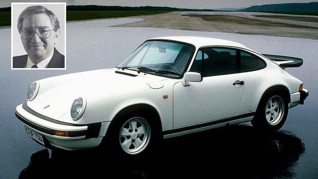 Peter Schutz a Porsche 911 Carrera 3.2 Clubsport.