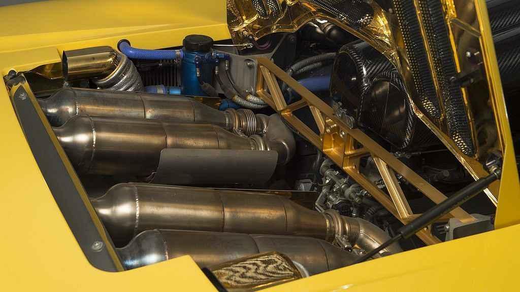 McLaren F1.