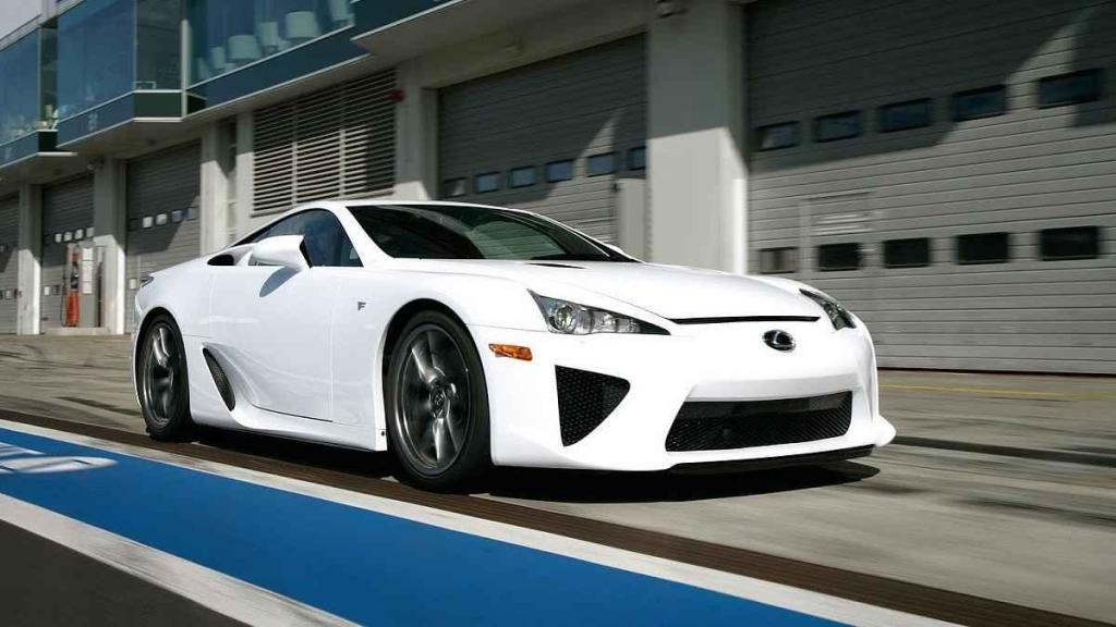 Lexus LFA.