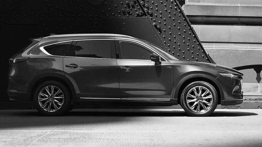 Mazda CX-8.