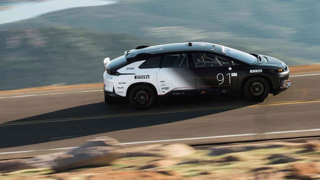 Faraday Future FF91 na Pikes Peak.