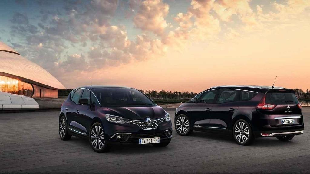 Renault Scenic Initiale Paris.