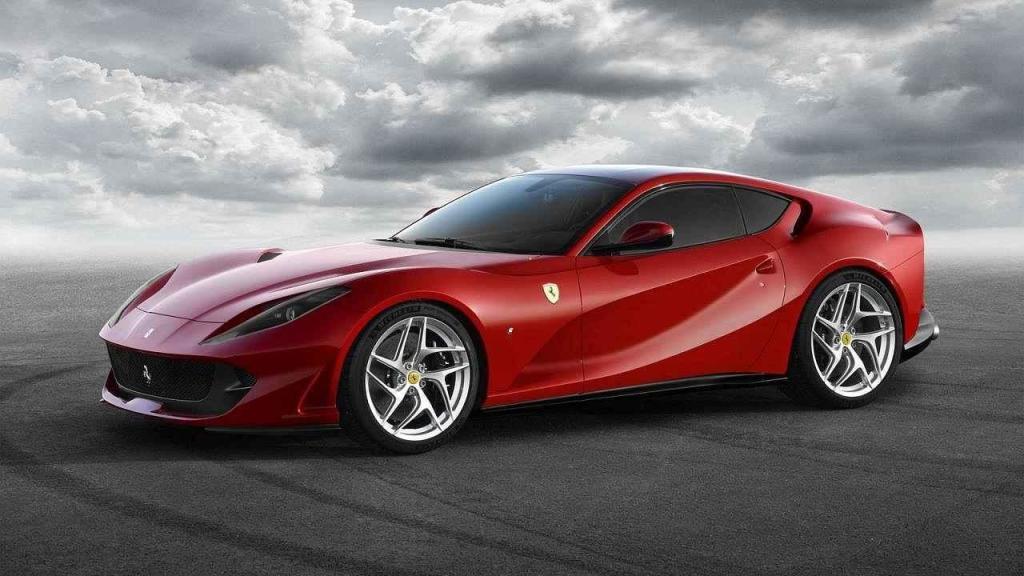 Ferrari 812 Superfast.