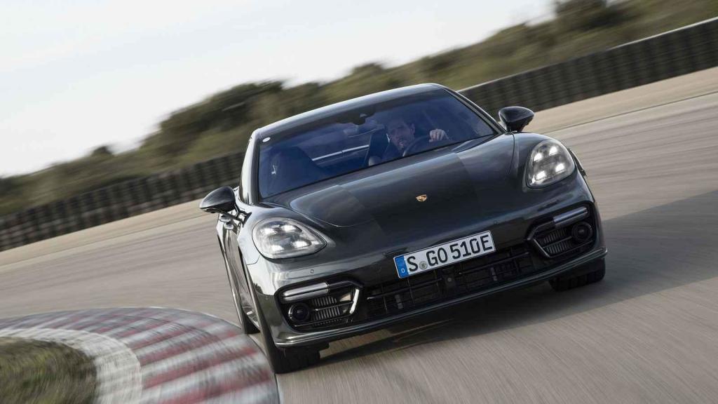 Porsche Panamera Turbo S E-Hybrid.