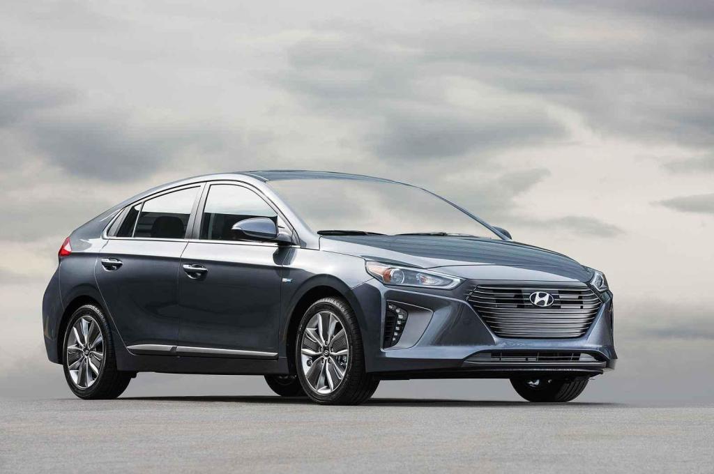 Hyundai Ioniq Hybrid.