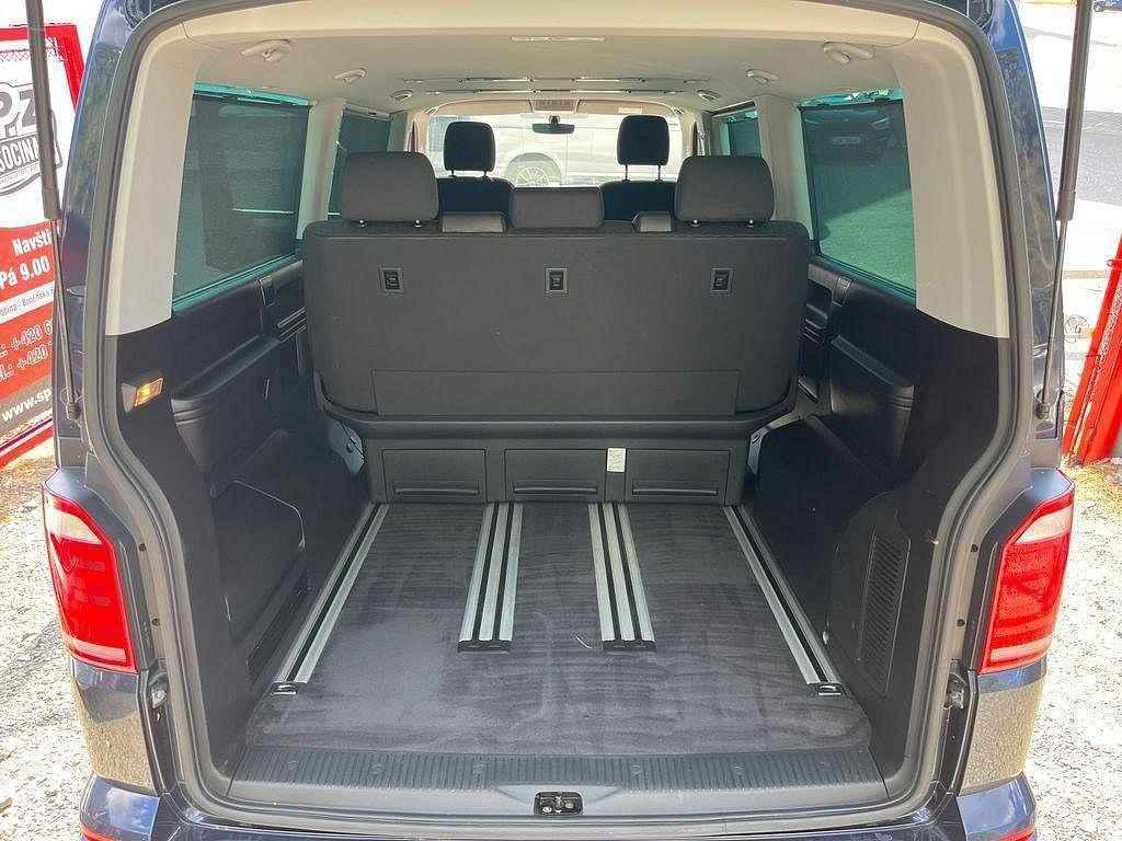 Volkswagen Multivan 2.0TDi Comfortline.