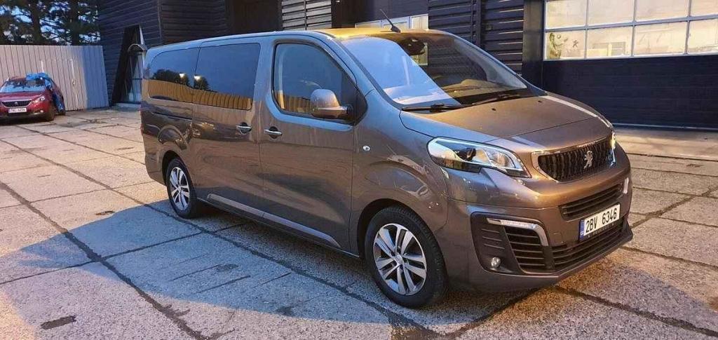 Peugeot Traveller 2.0.