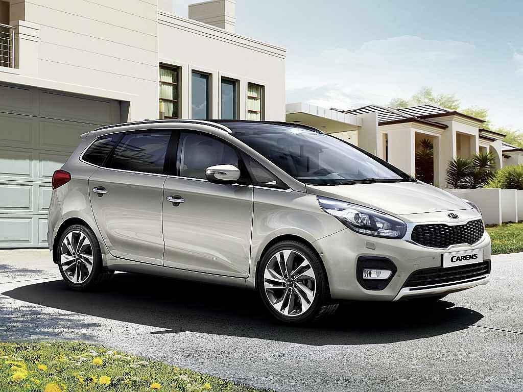 Kia Carens.