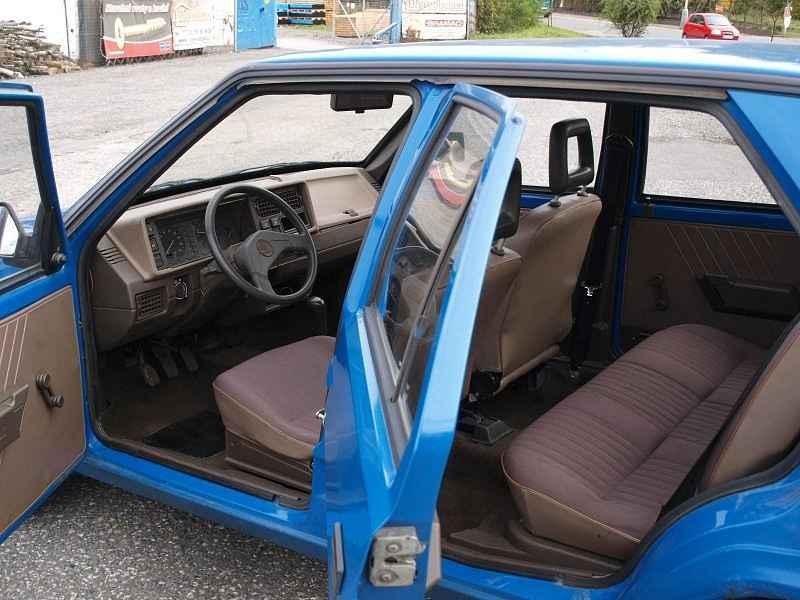 První auto Jaromíra Jágra je stále na prodej.