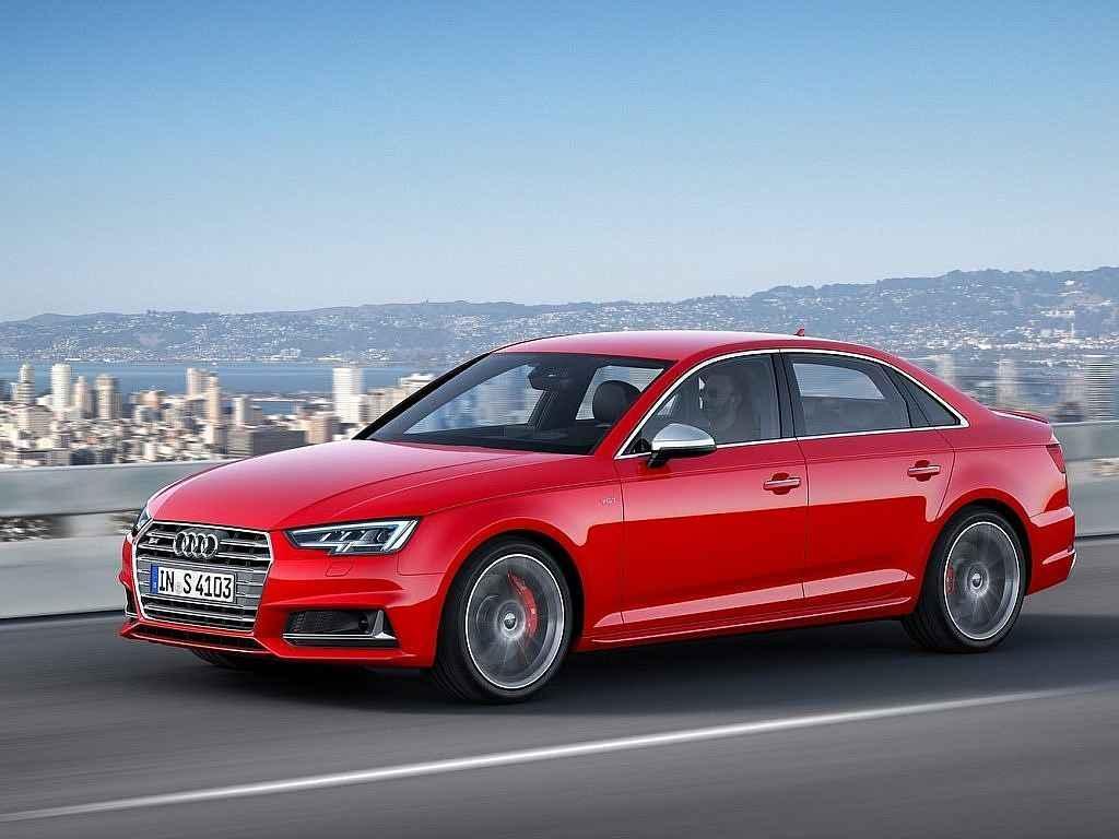 Audi S4.