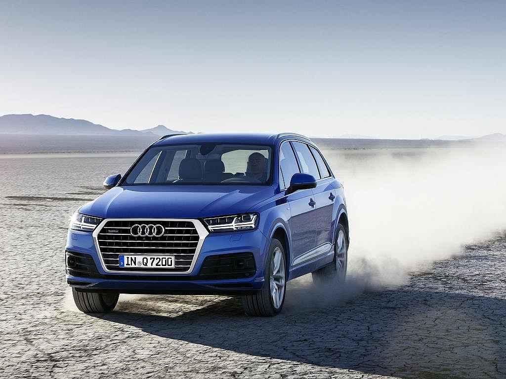 Audi Q7.