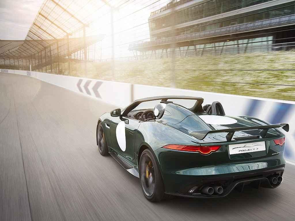 Jaguar F-Type Project 7.