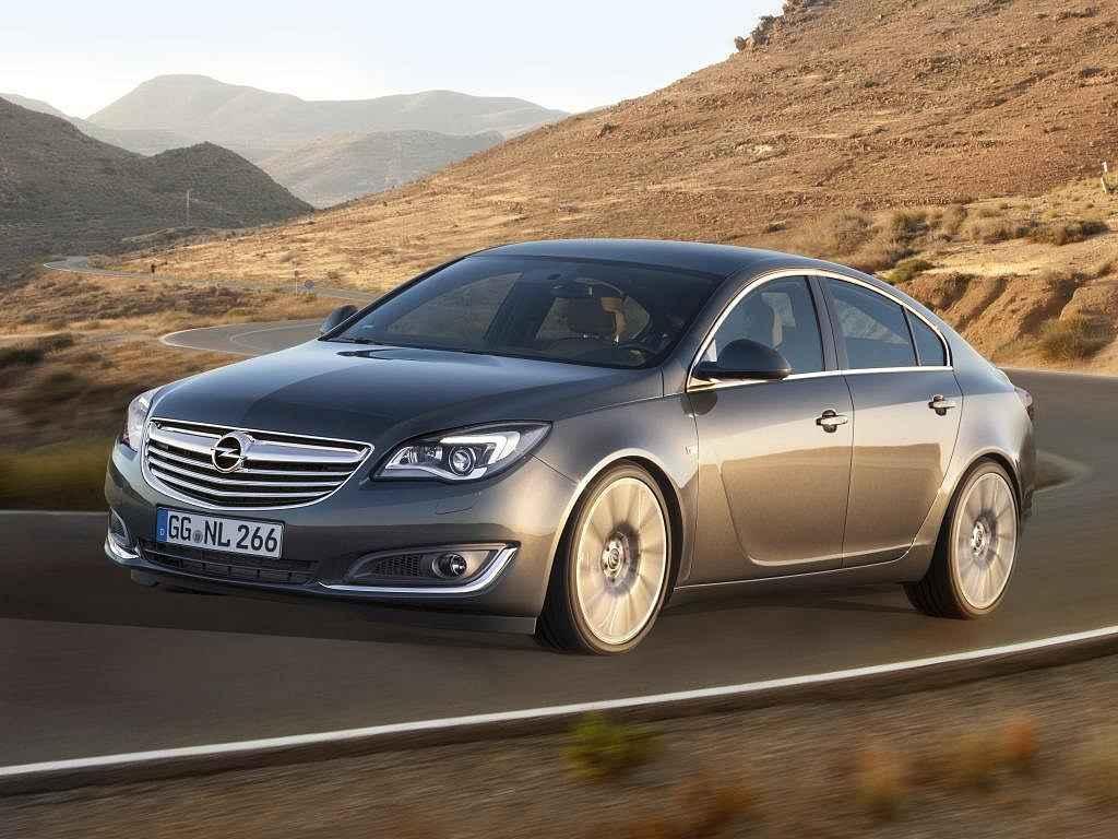 Modernizovaný Opel Insignia.