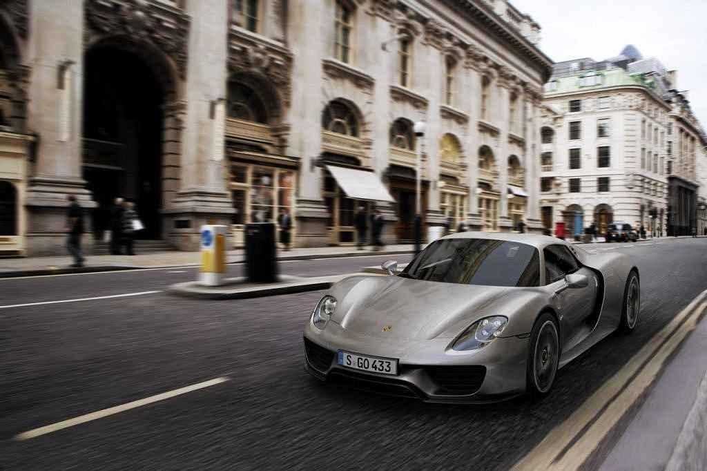 Porsche 918 Spyder.