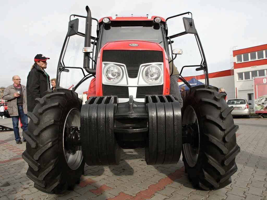 Traktor typu Major vyrobený brněnskou firmou Zetor.