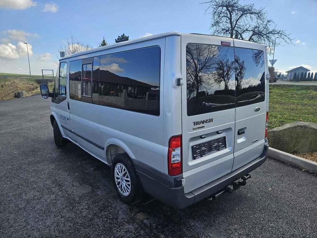 Ford Transit 2.2 TDCI s obytnou vestavbou