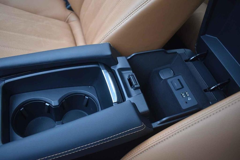 Nabíjecích možností je dost