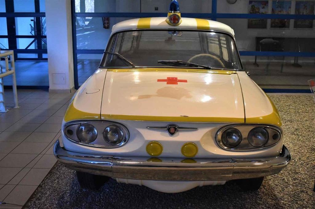 Sanitka Tatra 603 A