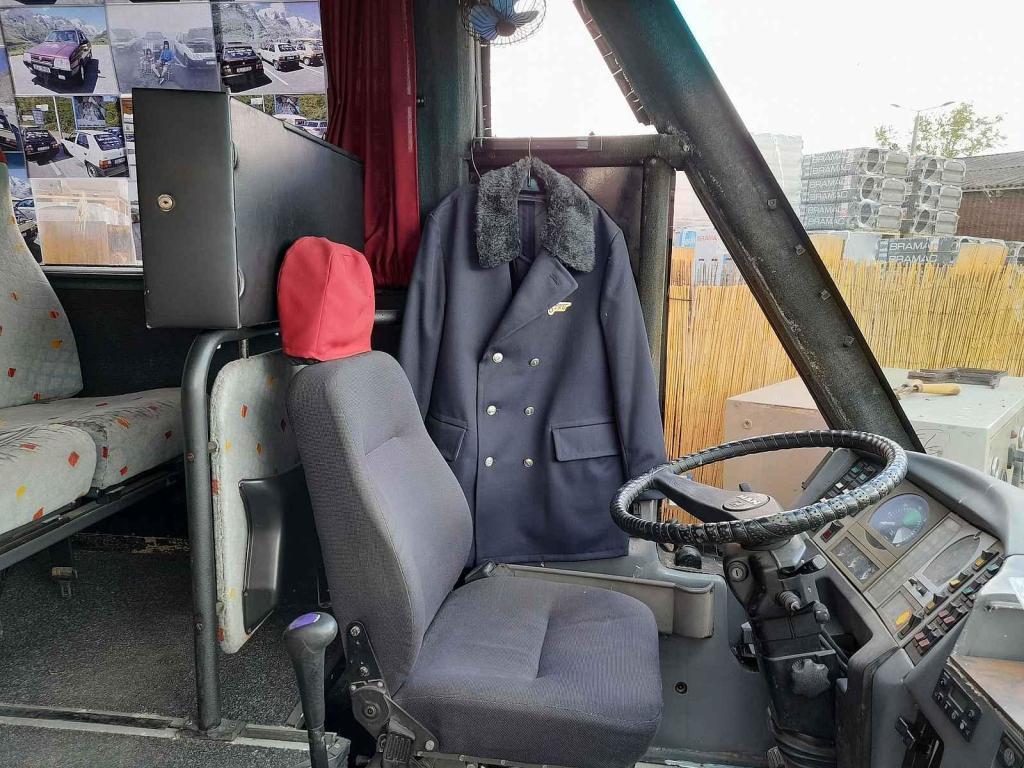 Minibus Zliner 9.12 MAN byl původně linkový autobus, který jezdil na trase Litvínov – Praha.