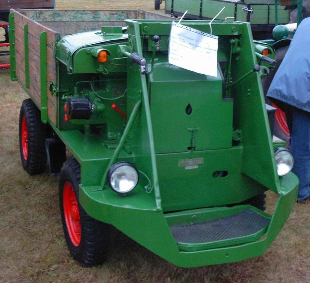 Multicar Dieselkarre DK 3, přezdívaný také jako Diesel - Ameise DK 3 - Dieselový mravenec.