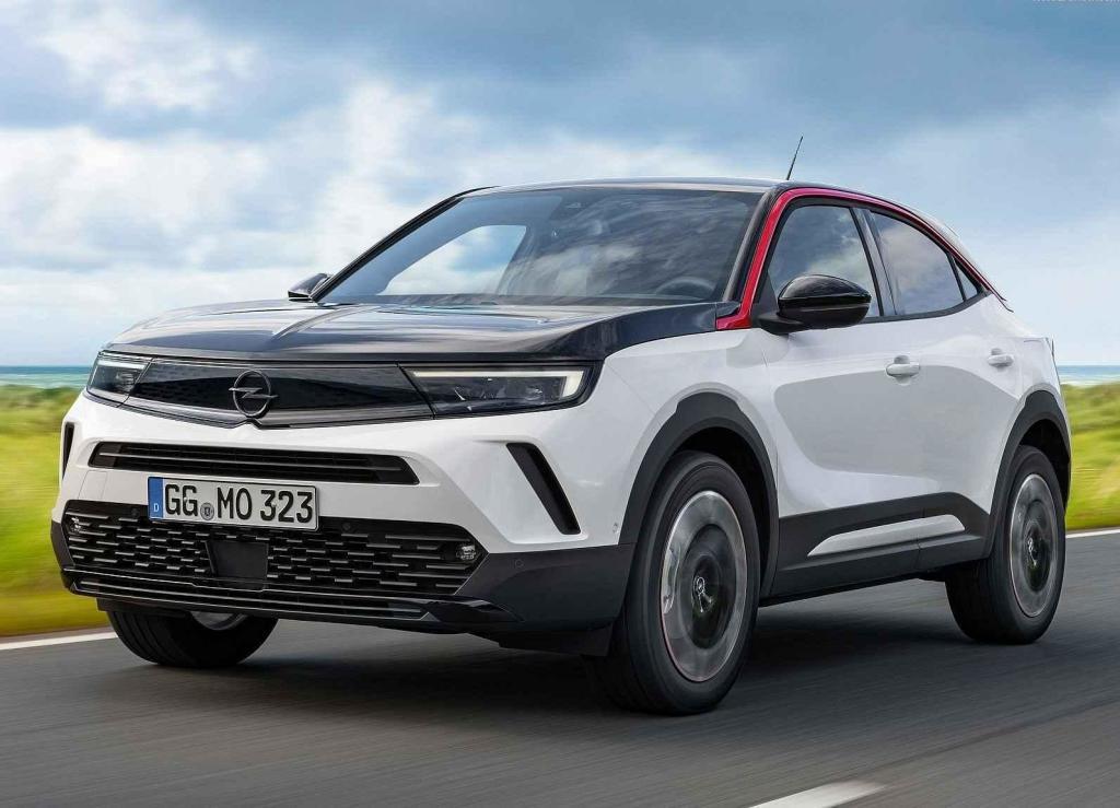Dieselový Opel Mokka žere 3,8 litr a přijde na 639 990 Kč. Benzinová verze stojí 599 990 Kč a má spotřebu 4,6 litru