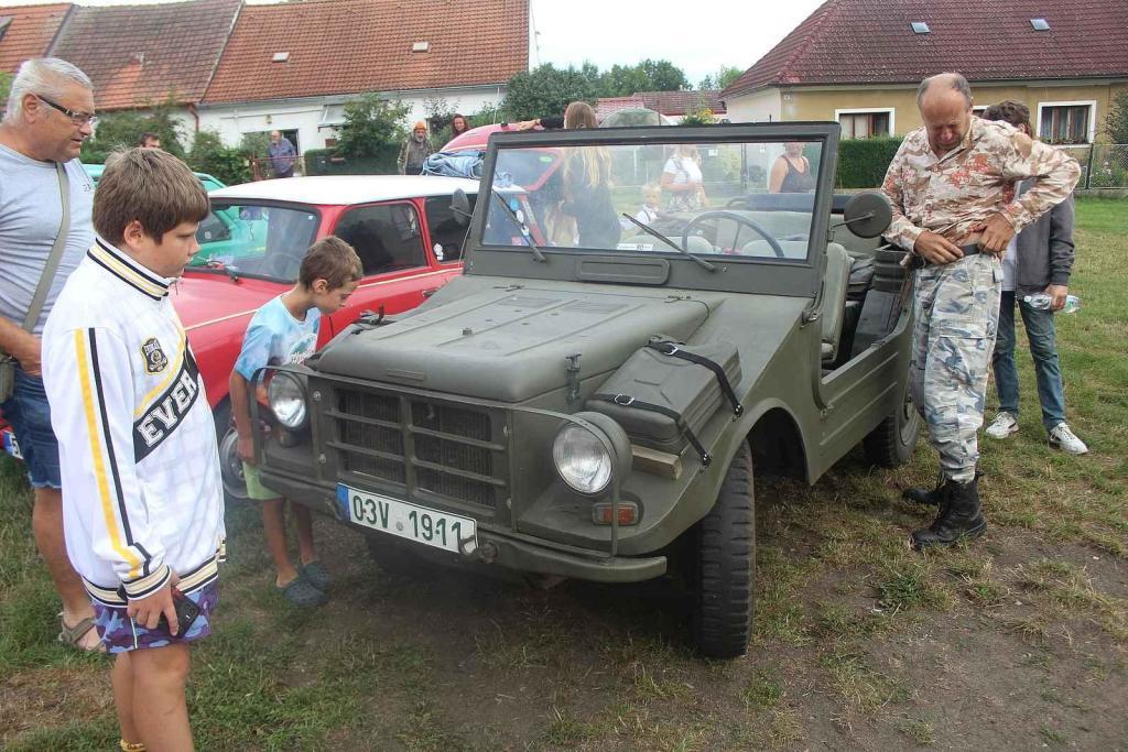 Setkání veteránů v Chlumu u Třeboně.