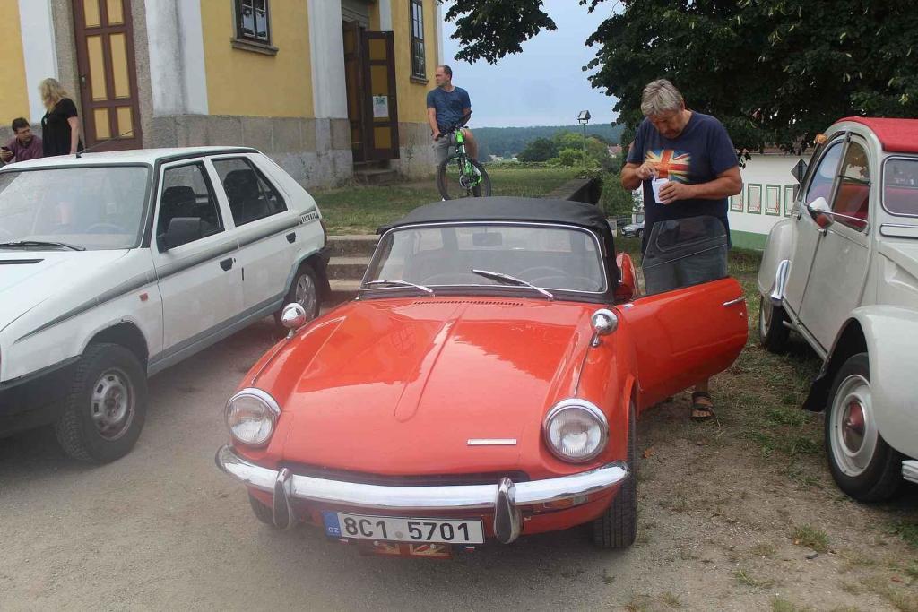 Setkání veteránů v Chlumu u Třeboně.