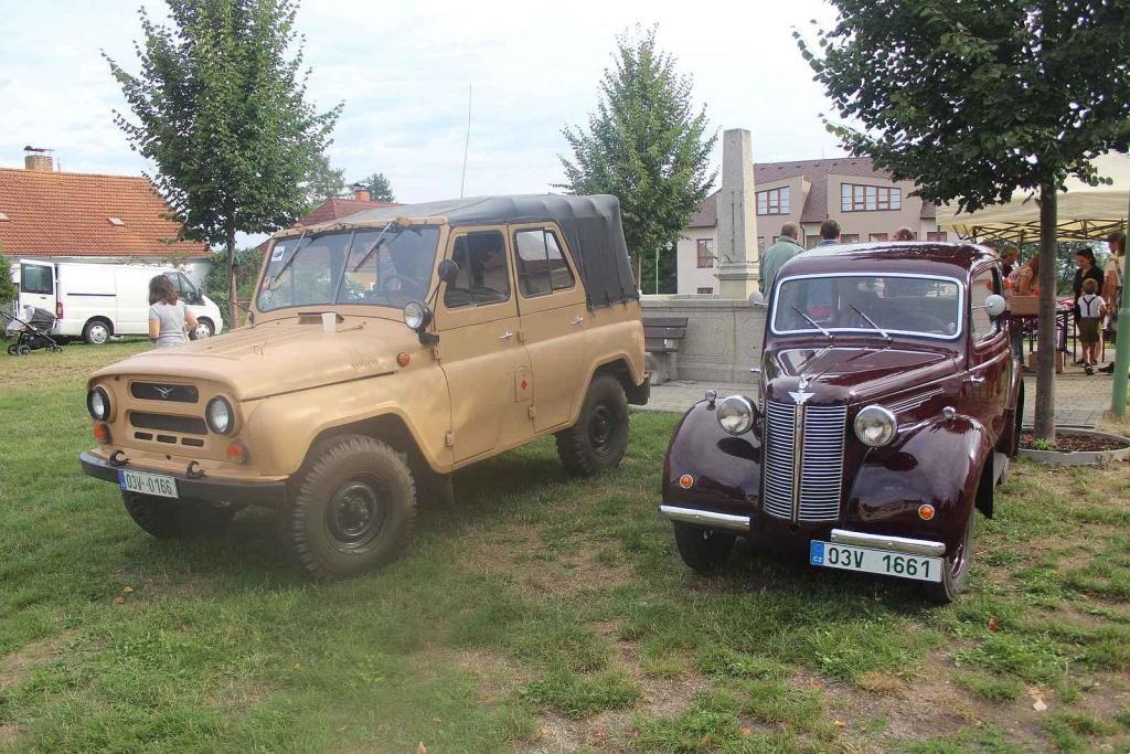Setkání veteránů v Chlumu u Třeboně.