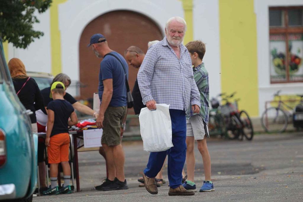 Setkání veteránů v Chlumu u Třeboně.
