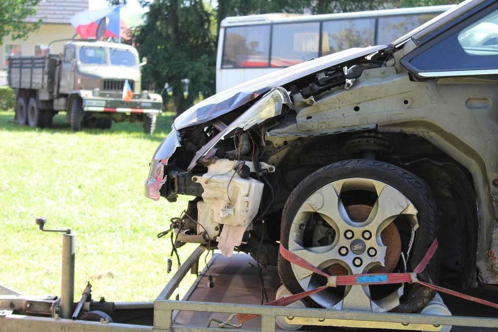 Festival MotorSvět se do areálu Psychiatrické nemocnice v Havlíčkově Brodě vrátil.po dvou letech. K vidění byly také havarovaná auta.
