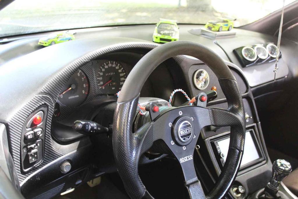 Festival MotorSvět se do areálu Psychiatrické nemocnice v Havlíčkově Brodě vrátil.po dvou letech. U některých aut byly k vidění zajímavé detaily.