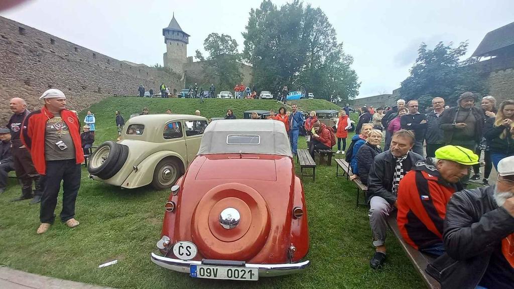 Veteráni se rozloučili se sezonou, hrad Helfštýn, neděle 24. září 2023.