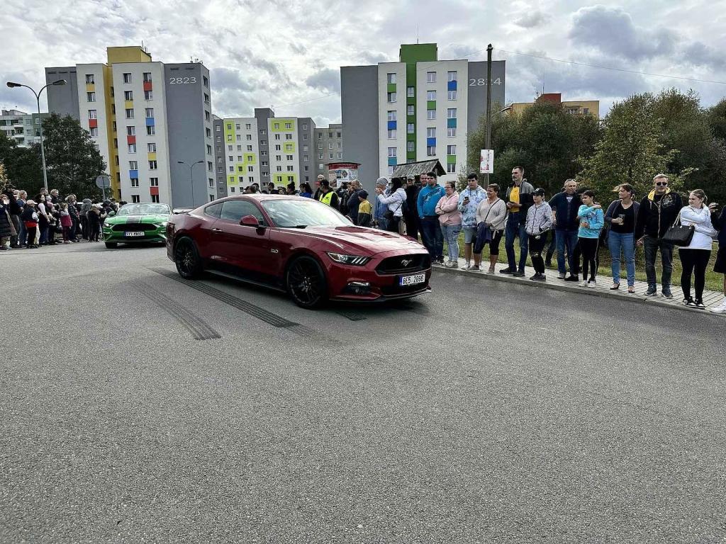 Do táborského areálu Komora se v sobotu sjelo kolem 250 vozidel.
